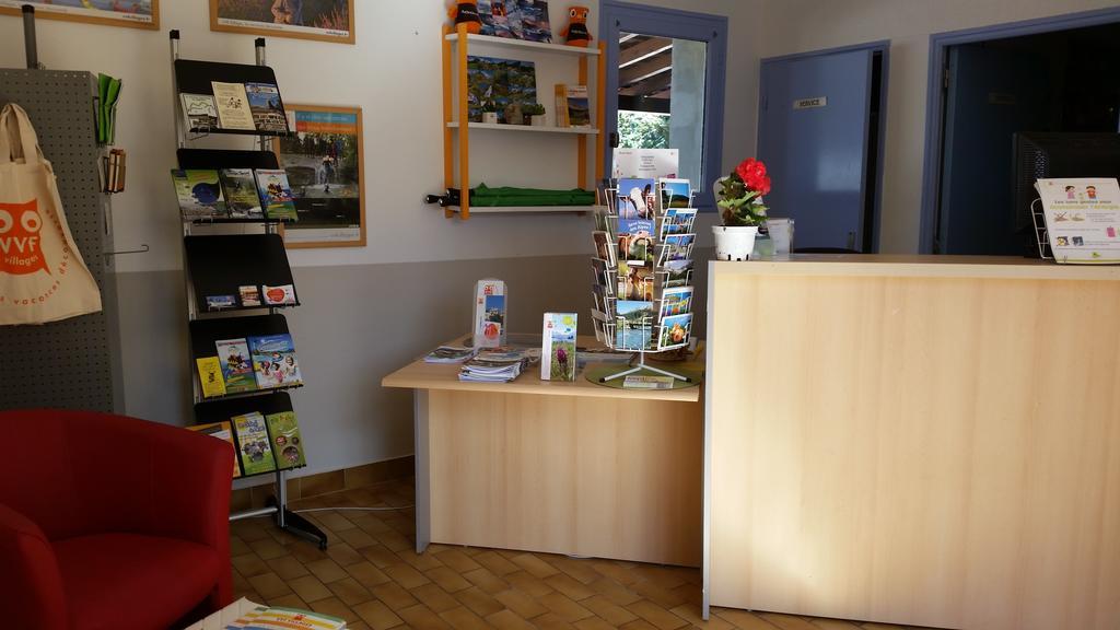 Vvf Haute Provence Lagrand Exterior foto